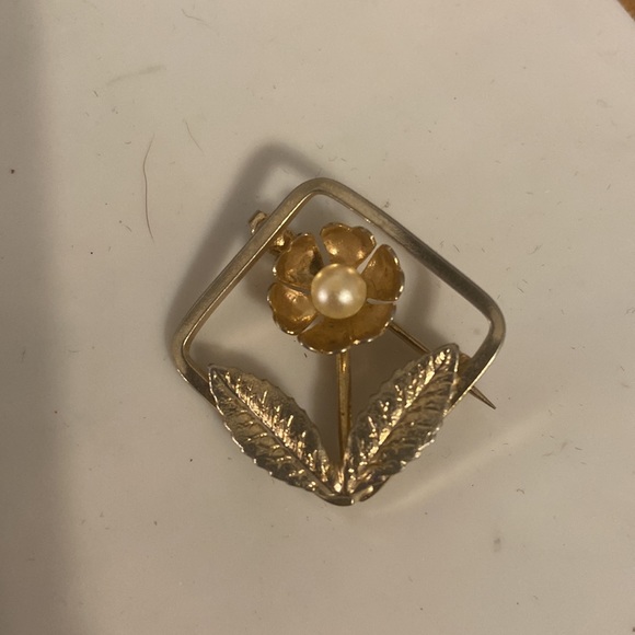 Pick yours Very Vintage Brooch’s price for each - Picture 7 of 14